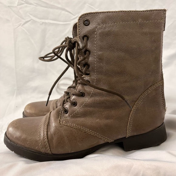 Steve Madden Brown Leather Combat Boots size 8.5 - Picture 2 of 9